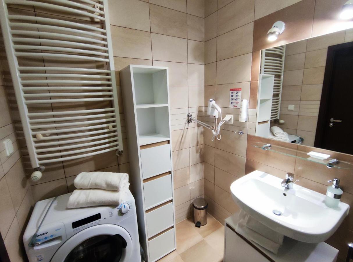 Apartament Przy Hotelu Aquarius Kolobrzeg Bagian luar foto